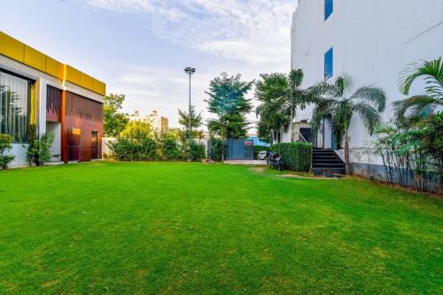 hotel kalyan and banquets