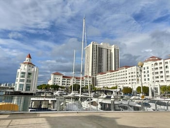 The Suites Straits Quay,,3 star
