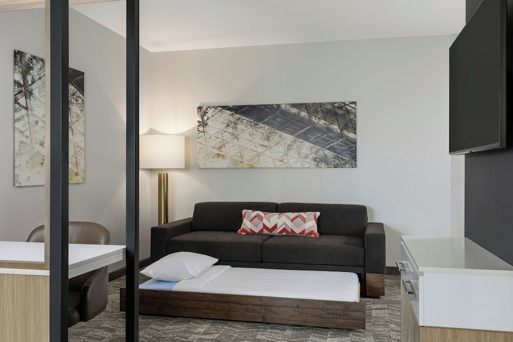 springhill suites by marriott fargo