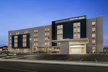 springhill suites by marriott fargo
