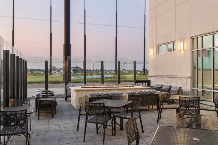springhill suites by marriott fargo