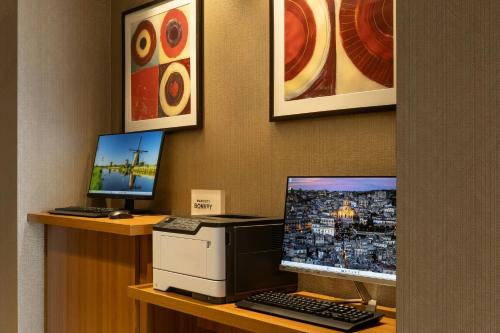 springhill suites by marriott fargo