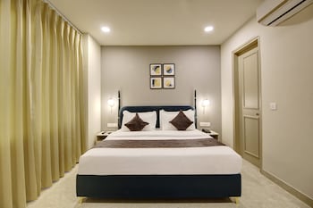 saltstayz select golf course road