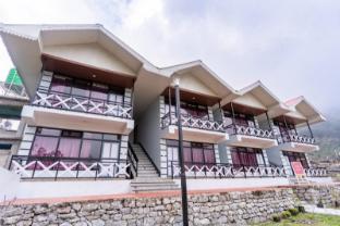 whispering pines lachung