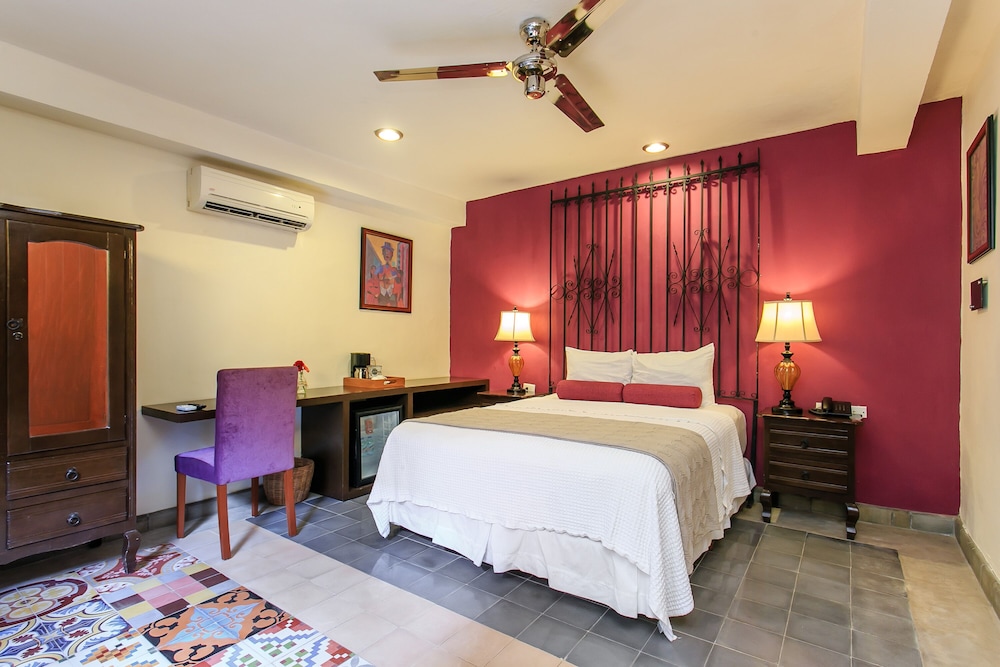 art 57 hotel adults only