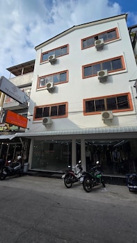 arya suites patong beach