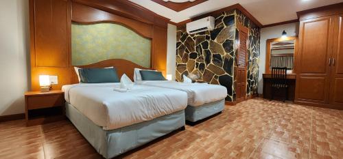 arya suites patong beach