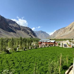 the village resort ashuna