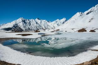 the village resort ashuna