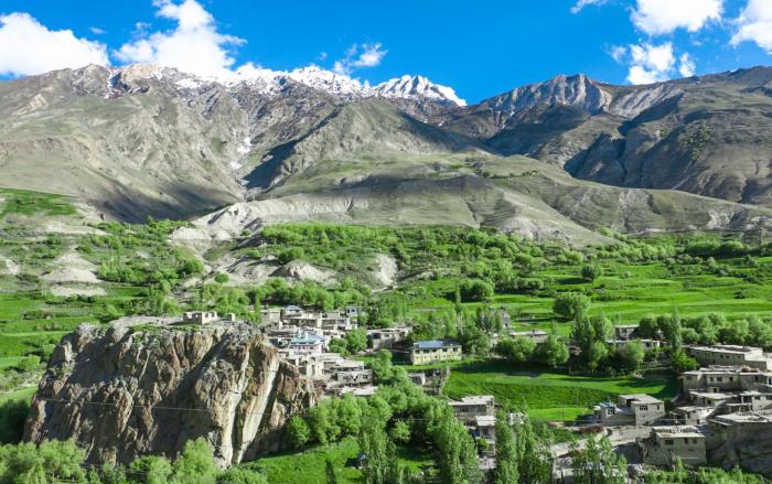 the village resort ashuna