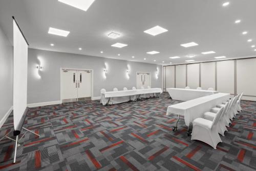 ramada by wyndham kenner new orleans airport south