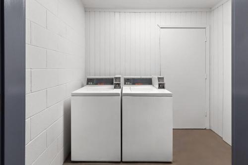 ramada by wyndham kenner new orleans airport south