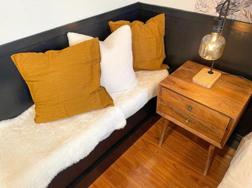Cottage Street Downtown New Apartment,,3 star