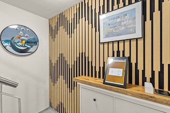 Berg&Berg Apartments-Spiez Self Check-In,,4 star