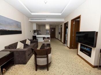 paradise view holiday homes l l c