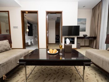 paradise view holiday homes l l c