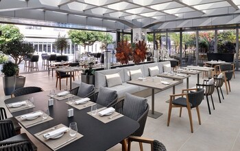 paradise view holiday homes l l c