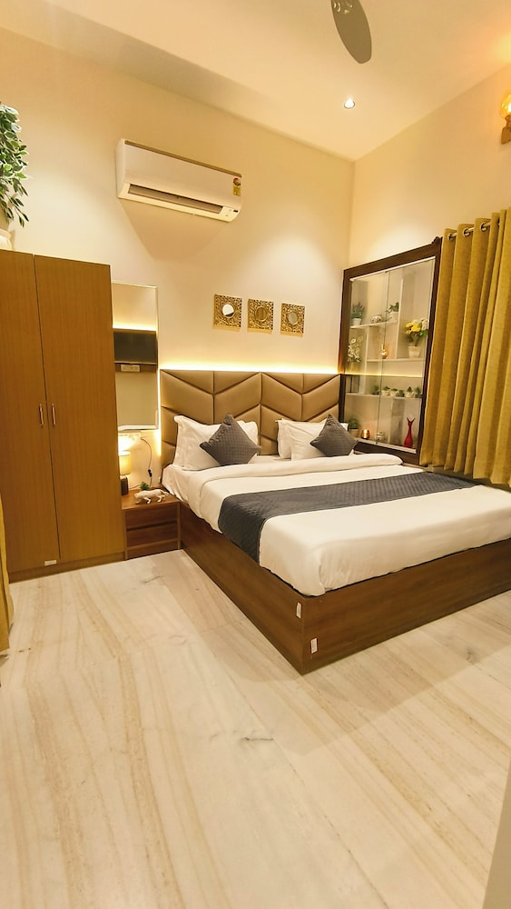 2 btk terrace retreat by lavanya
