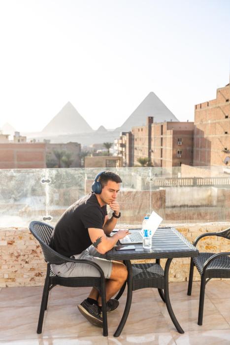experieance pyramids view