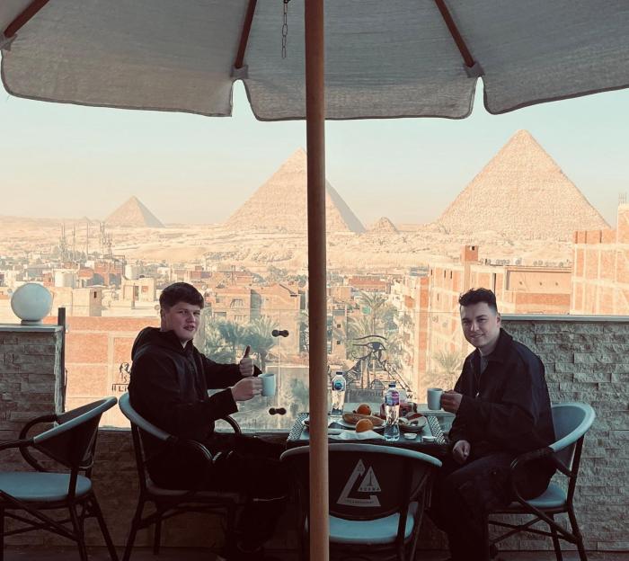 experieance pyramids view