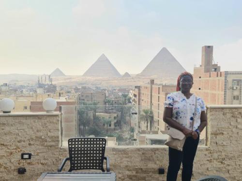 experieance pyramids view
