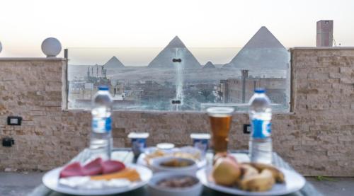 experieance pyramids view