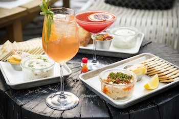 kimpton anglers hotel by ihg