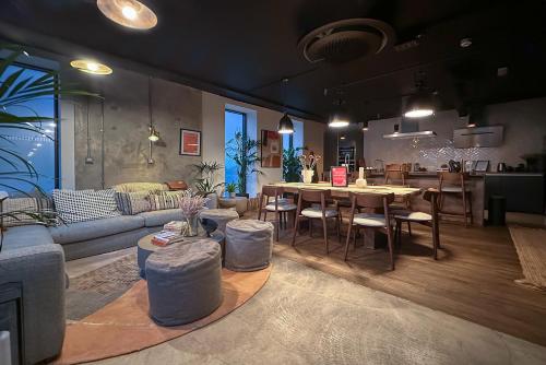 alto apartment prime location