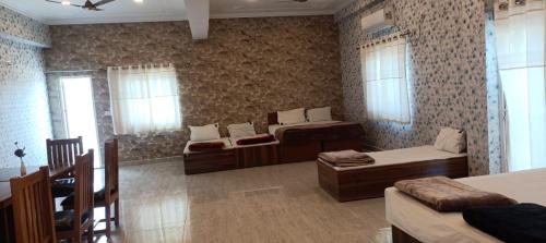 hotel annapurna regency