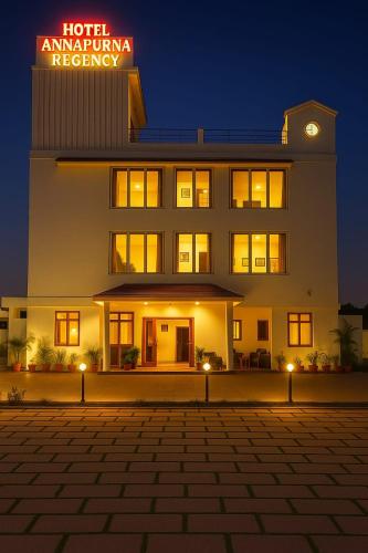 hotel annapurna regency