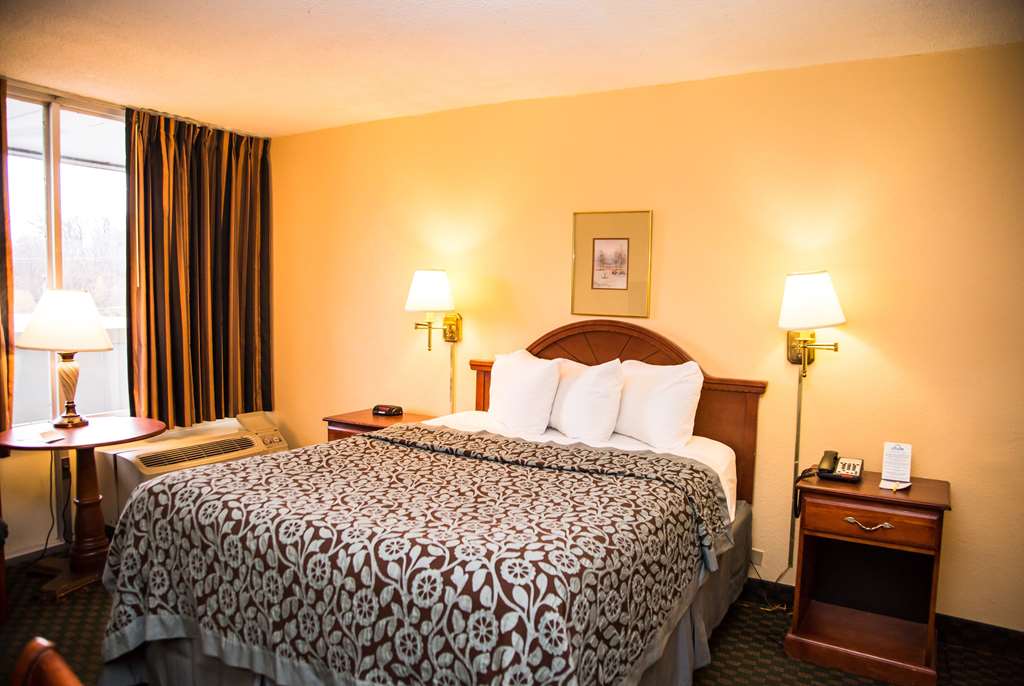 days inn by wyndham alexandria south