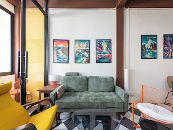 the city yaowarat hostel