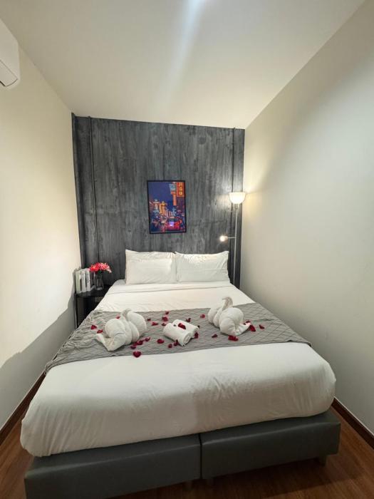 the city yaowarat hostel