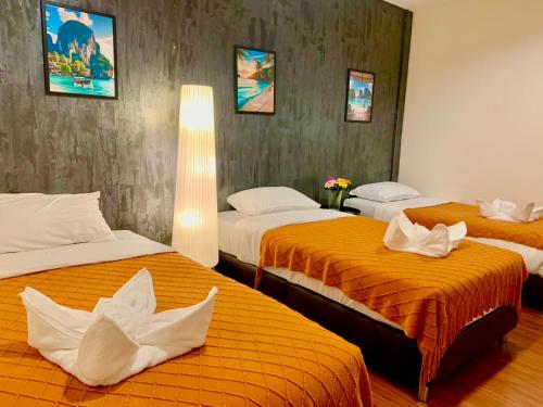 the city yaowarat hostel