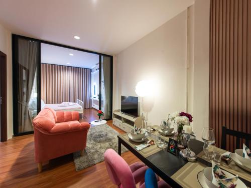 the city yaowarat hostel