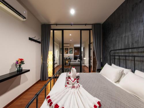 the city yaowarat hostel