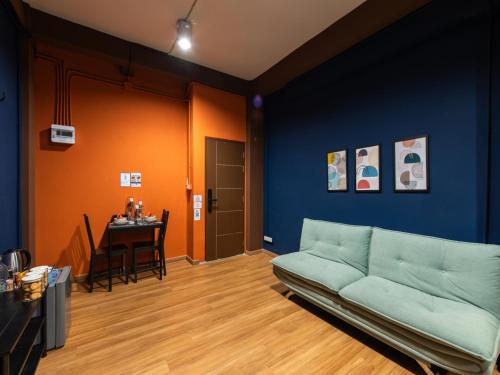 the city yaowarat hostel