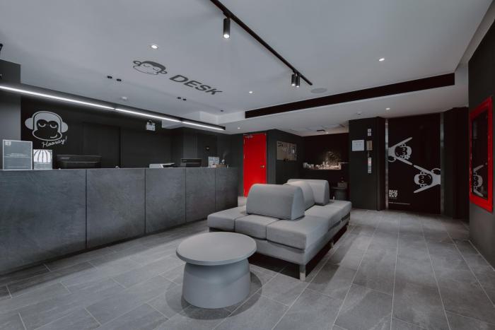 blu monkey hub and hotel bangtao beach phuket