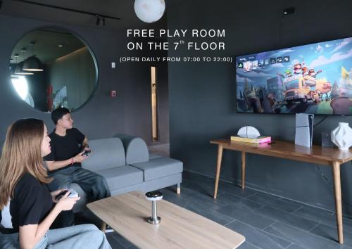 blu monkey hub and hotel bangtao beach phuket