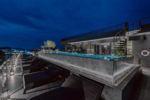 blu monkey hub and hotel bangtao beach phuket