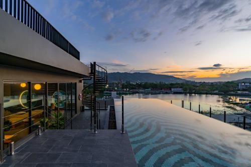 blu monkey hub and hotel bangtao beach phuket