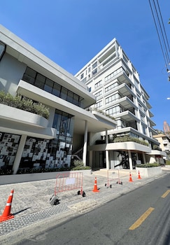 sathorn 111