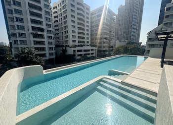 sathorn 111