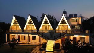 the novel holiday resorts