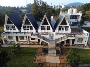 the novel holiday resorts