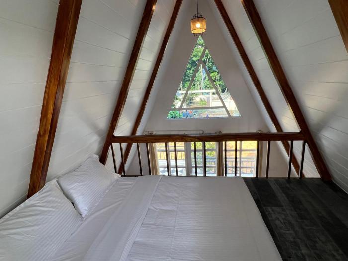 the novel holiday resorts