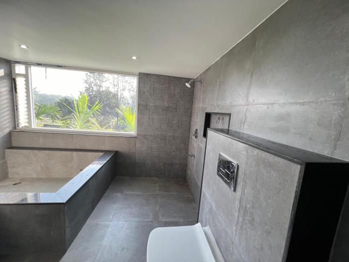 the novel holiday resorts