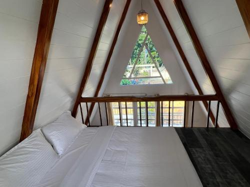 the novel holiday resorts