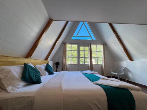 the novel holiday resorts