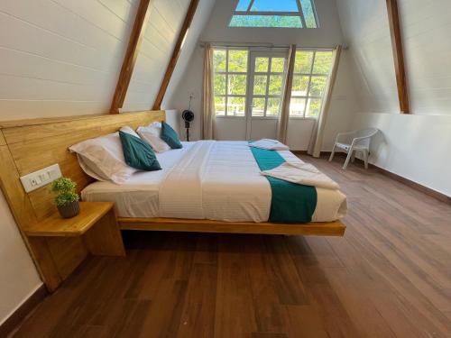 the novel holiday resorts